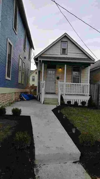 The Village Cottage كولومبوس بيت للعطل